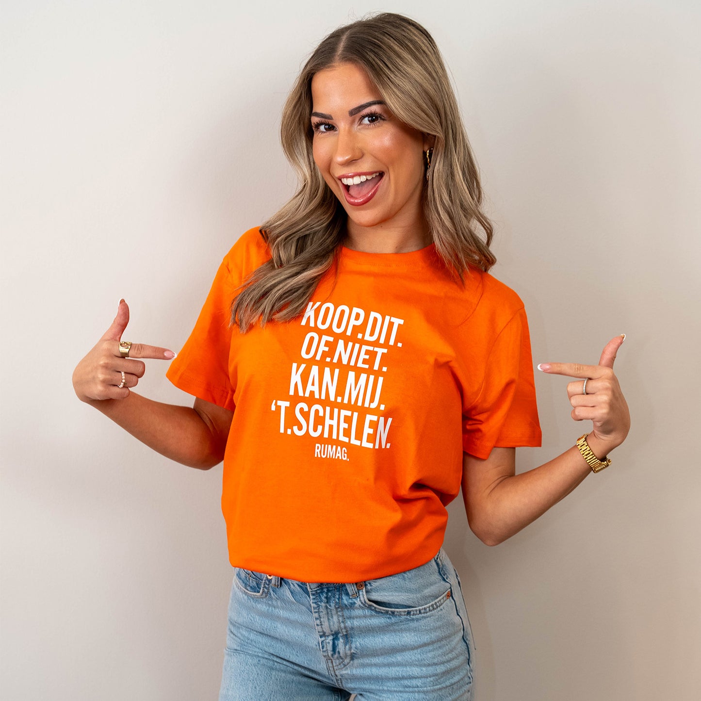 Koop Dit Of Niet Kan Mij 'T Schelen - Koningsdag T-shirt